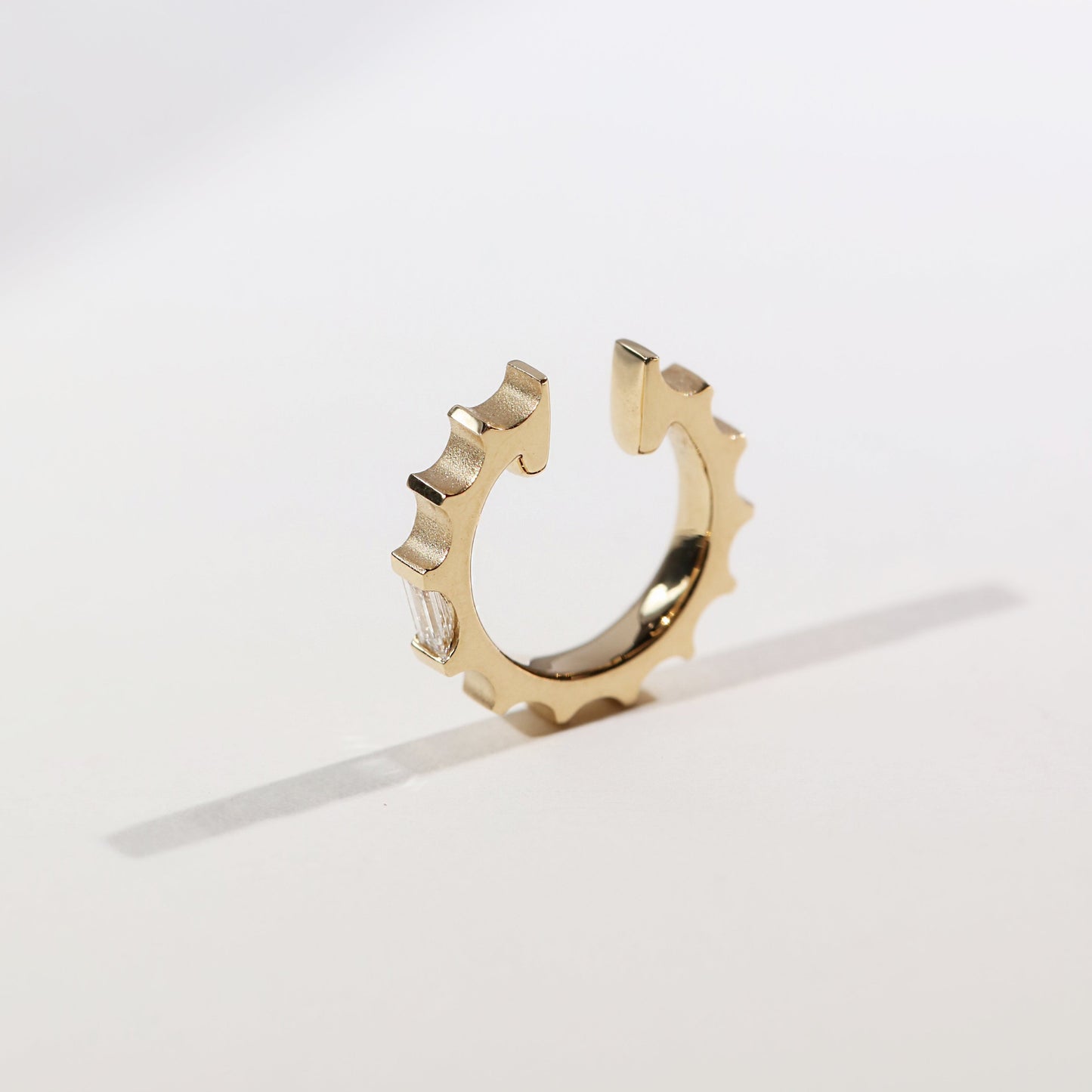 Baguette Diamonds 18K Gold Ear Cuff