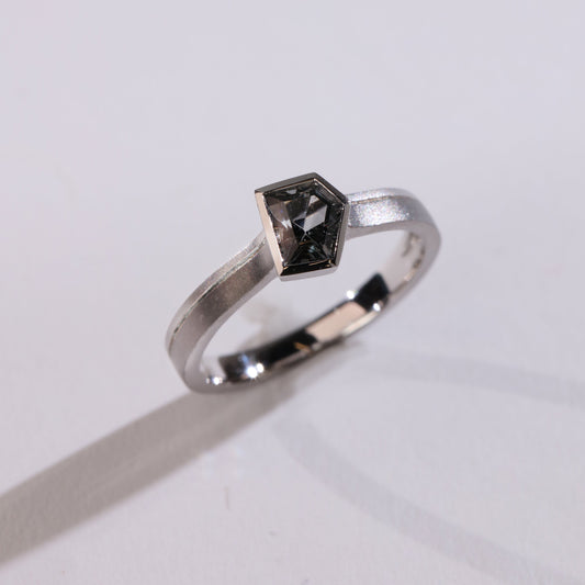 Duo Fancy-shaped Spinel 18K Gold Ring