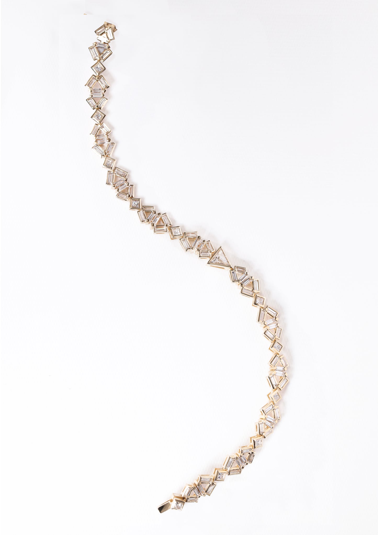 Trinity Natural Fancy-shaped Diamonds 18K Gold Bracelet