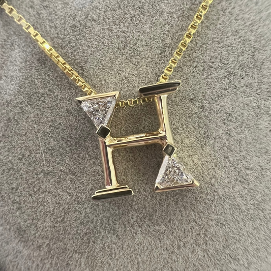 Alphabet 'H' Diamond 18K Gold Pendant Necklace