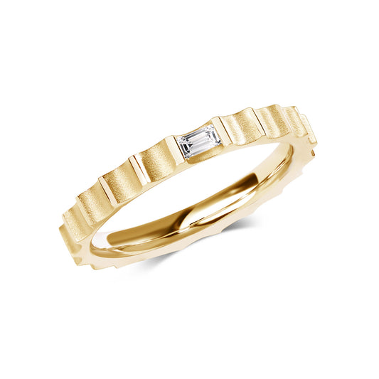 Essential Baguette Diamond 18K Gold Ring